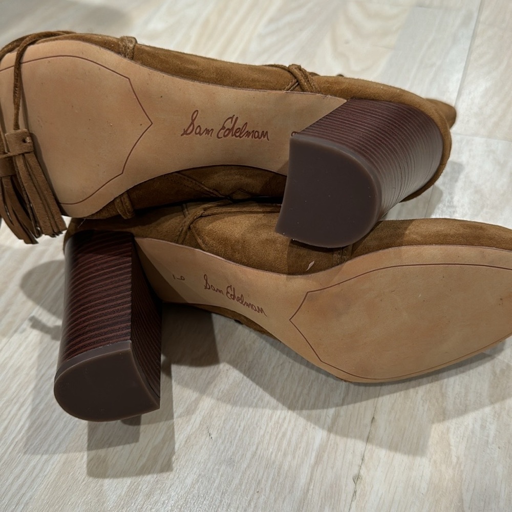 Brown boots